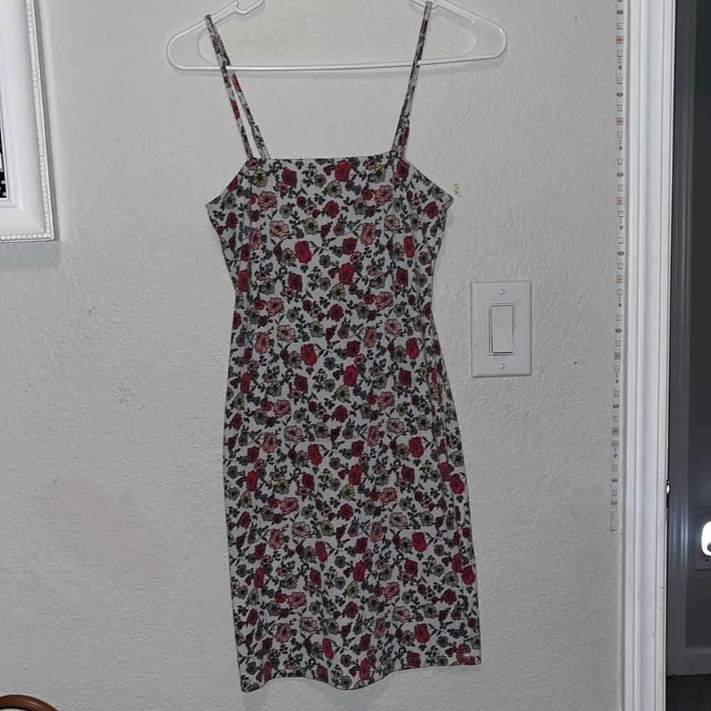 Gorgouse white dress